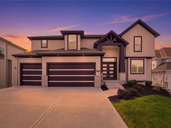 14464 S Haskins Street, Olathe, KS 66062