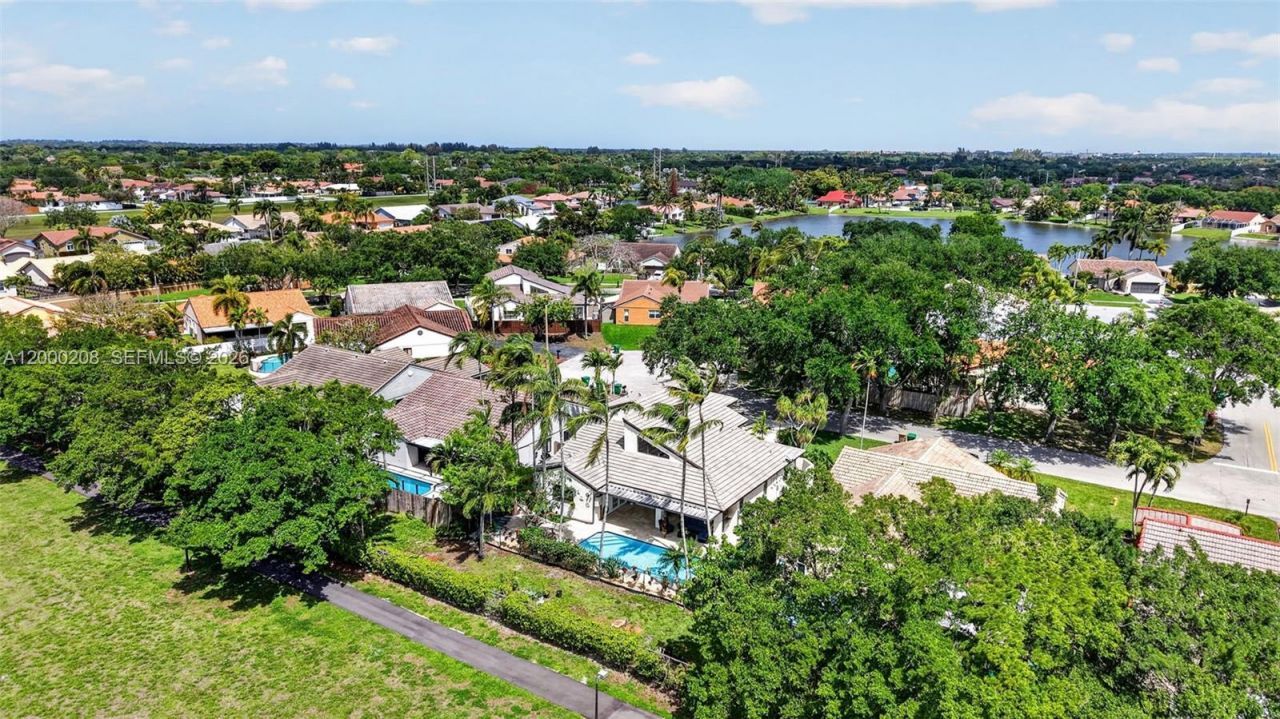 15620 Gauntlet Hall Mnr, Davie, FL 33331 Photo