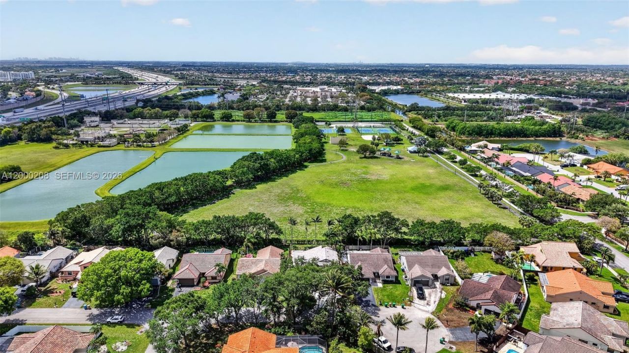 15620 Gauntlet Hall Mnr, Davie, FL 33331 Photo