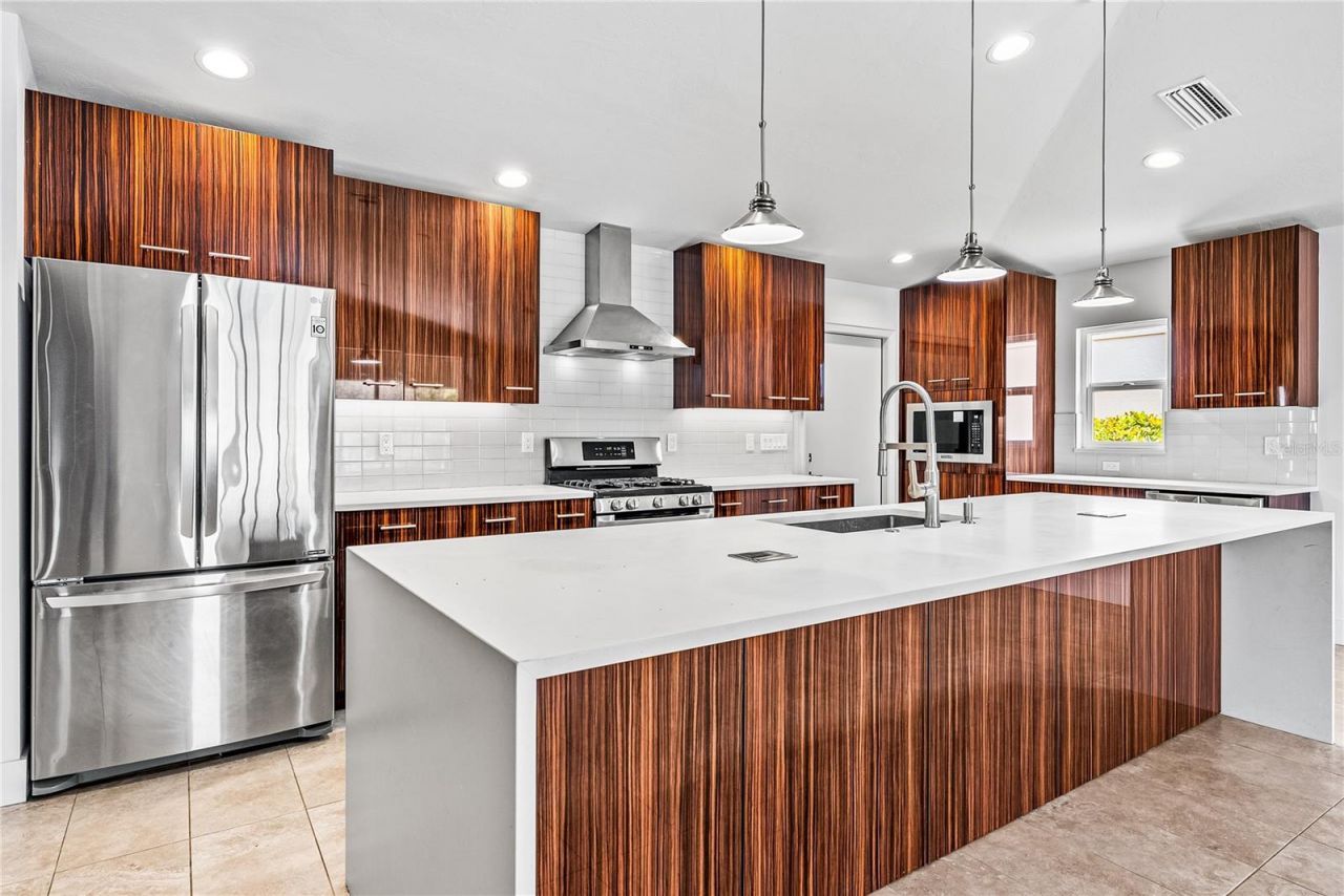 3454 Yonge Avenue , Unit 79, Sarasota, FL 34235 Photo