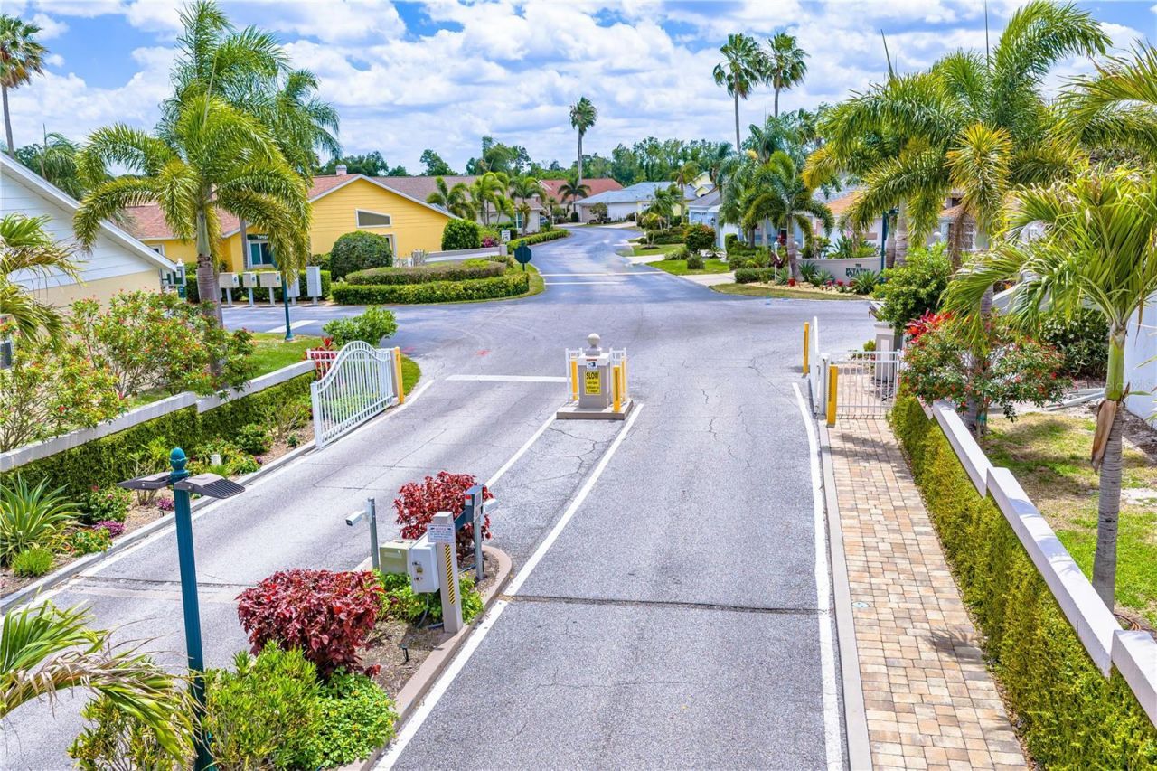 3454 Yonge Avenue , Unit 79, Sarasota, FL 34235 Photo