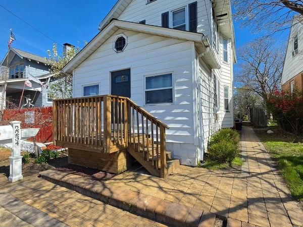 2234 S CLINTON AVENUE, HAMILTON, NJ 08610
