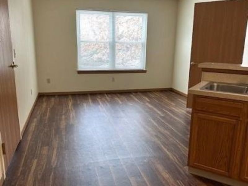 426 Oakwood, Wadsworth, OH 44281 Photo 11