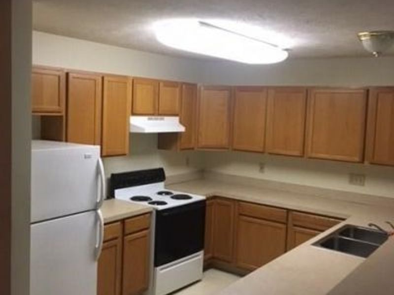 426 Oakwood, Wadsworth, OH 44281 Photo 7