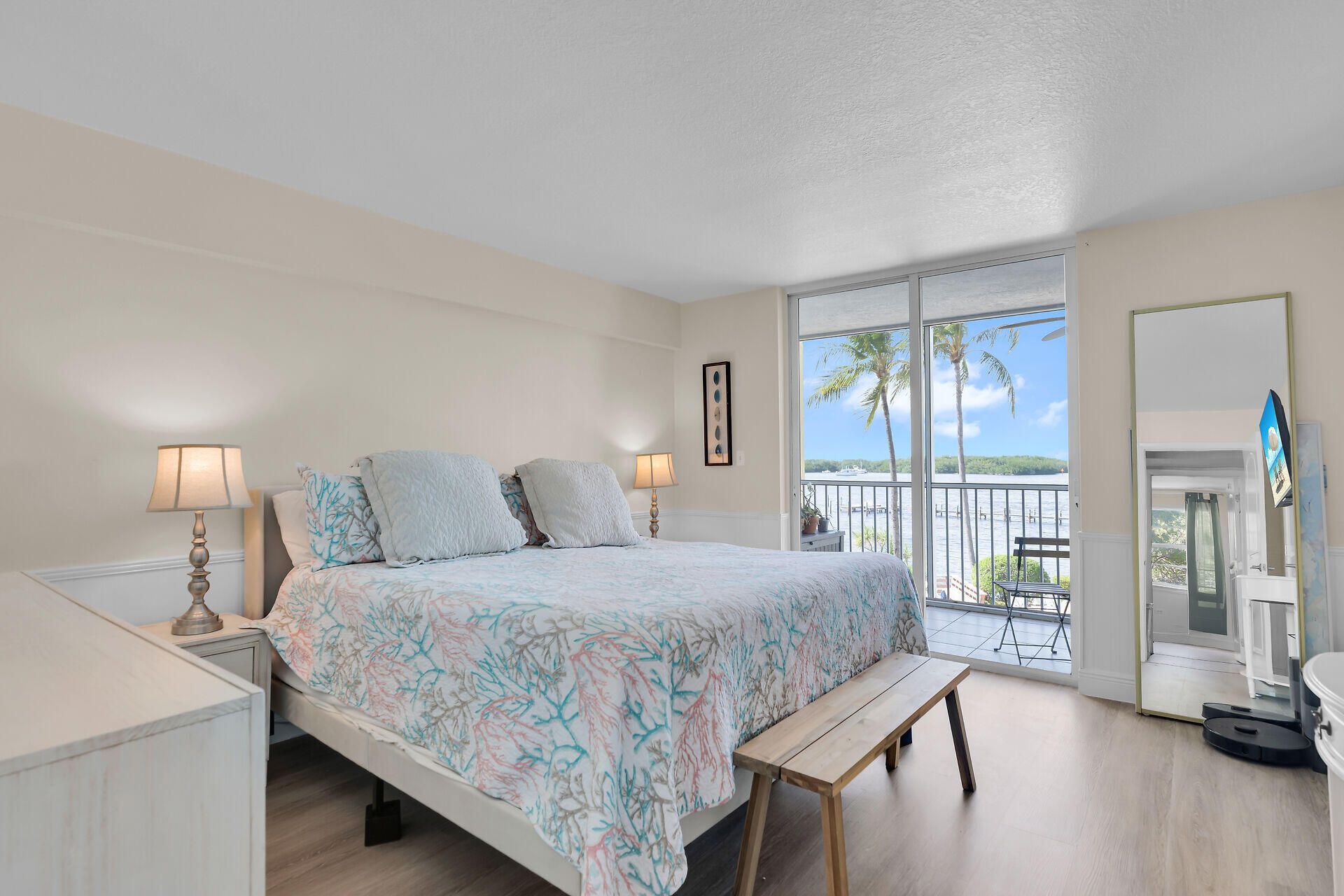 200 Harborview Drive, Unit 107, Tavernier, FL 33070 Photo