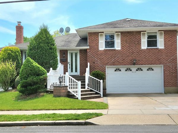 244 Martin Drive, Syosset, NY 11791