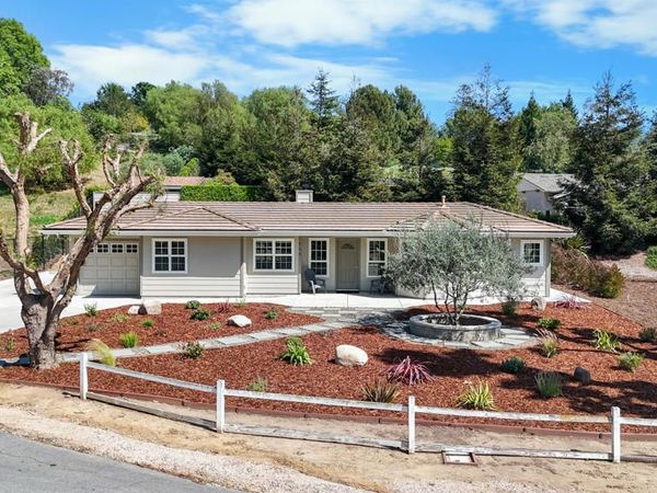 239 Ramona Place, Camarillo, CA 93010