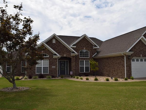 424 Briarwood Dr, Killen, AL 35645