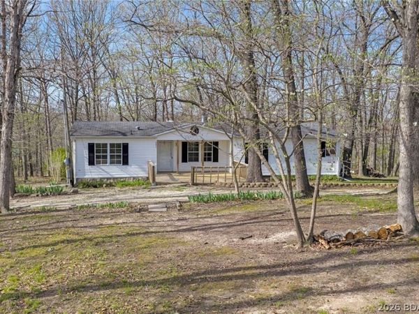 26877 Arrowhead Cove Drive, Rocky Mount, MO 65072