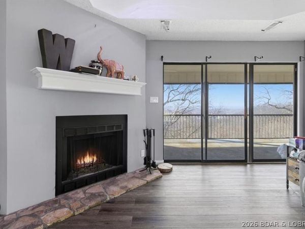 23 Laguna Drive, Unit 3B, Lake Ozark, MO 65049