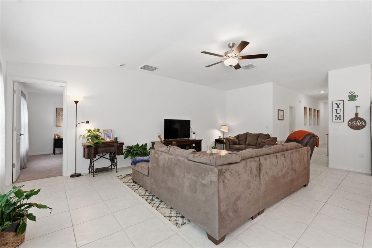 1681 Red Loop , Lakeland, FL 33801 Photo