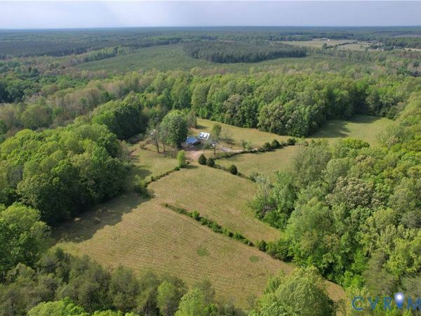 18107 Lucy Ln, Montpelier, VA 23192