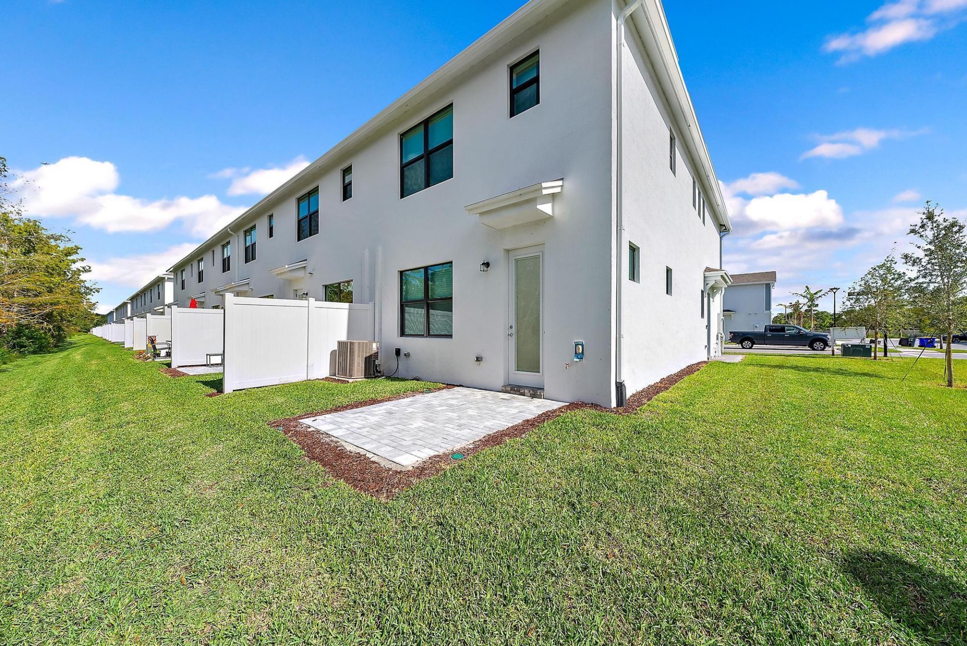 501 SW Sally Way, Stuart, FL 34997 Photo