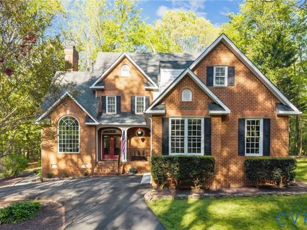 1952 Huguenot Hundred Drive , Midlothian, VA 23113