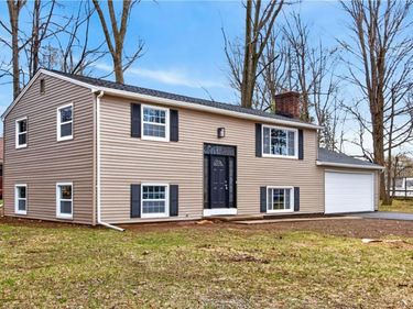 639 Ironwood Circle , Webster, NY 14580