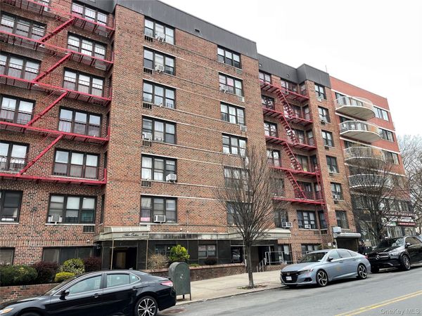 8720 175th Street , Unit 6J, Jamaica, NY 11432