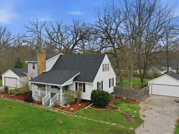 23045 Lahon Road, Steger, IL 60475