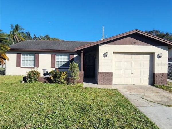 5015 EDMEE CIRCLE, ORLANDO, FL 32822