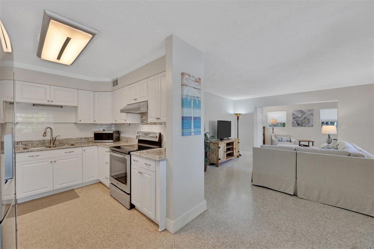 1415 S School Avenue, Sarasota, FL 34239 Photo