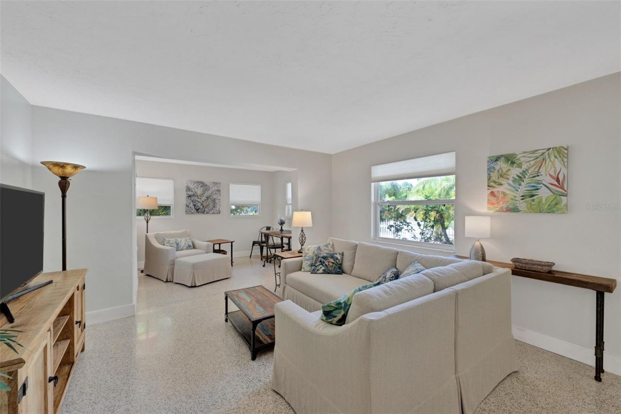 1415 S School Avenue, Sarasota, FL 34239 Photo