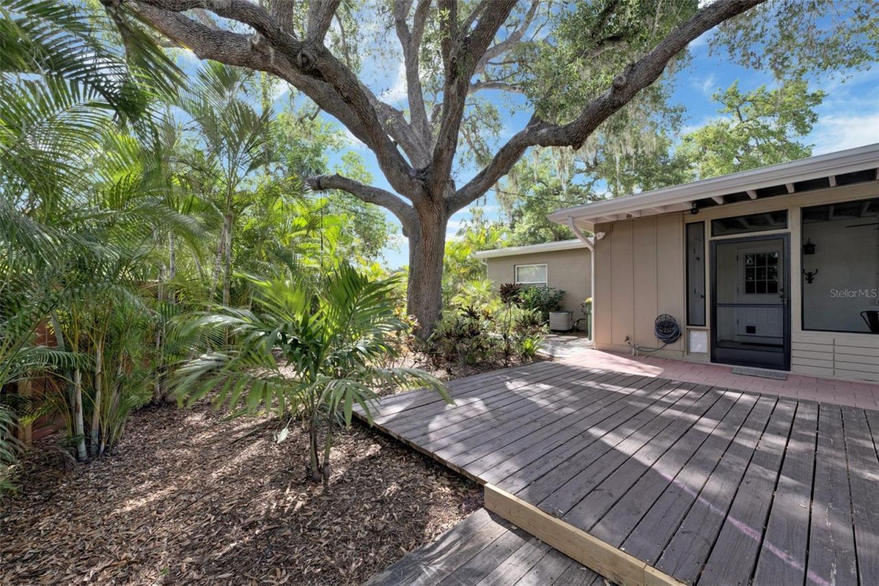 1415 S School Avenue, Sarasota, FL 34239 Photo