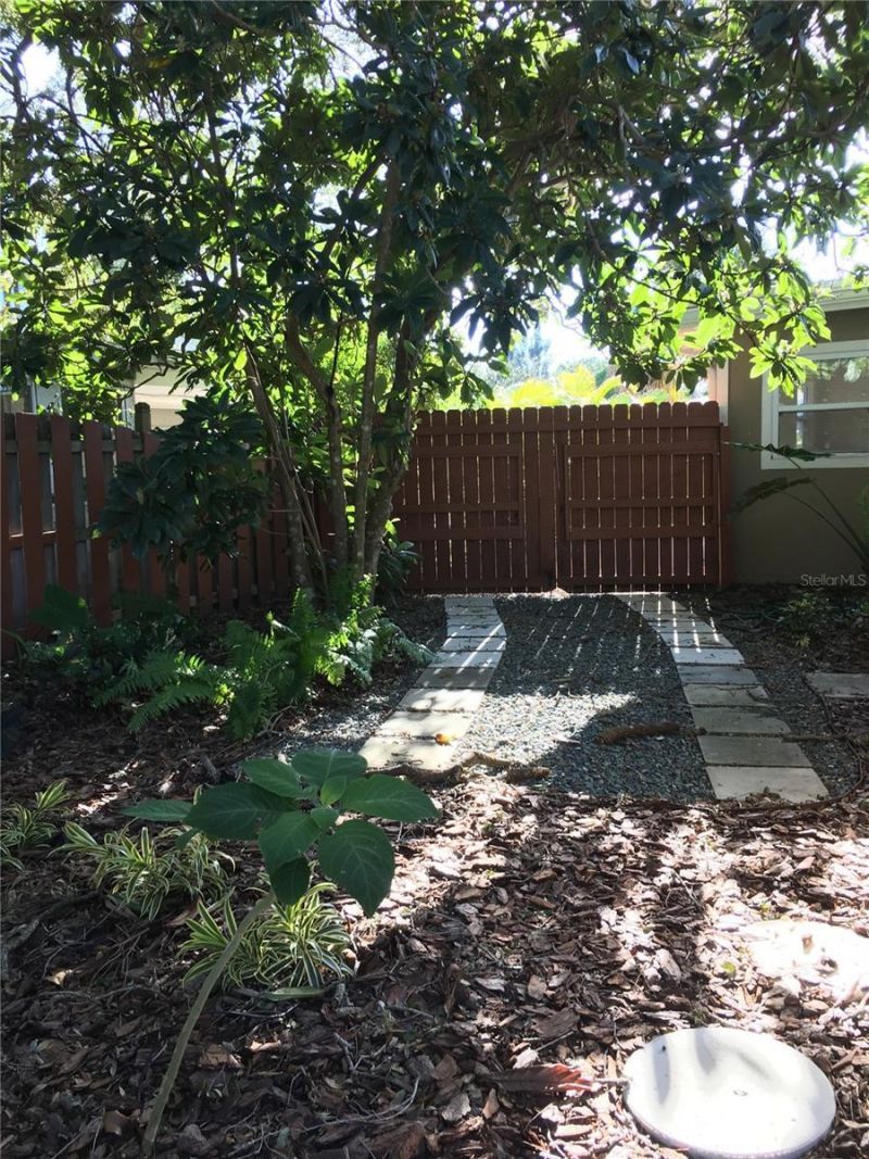 1415 S School Avenue , Sarasota, FL 34239 Photo