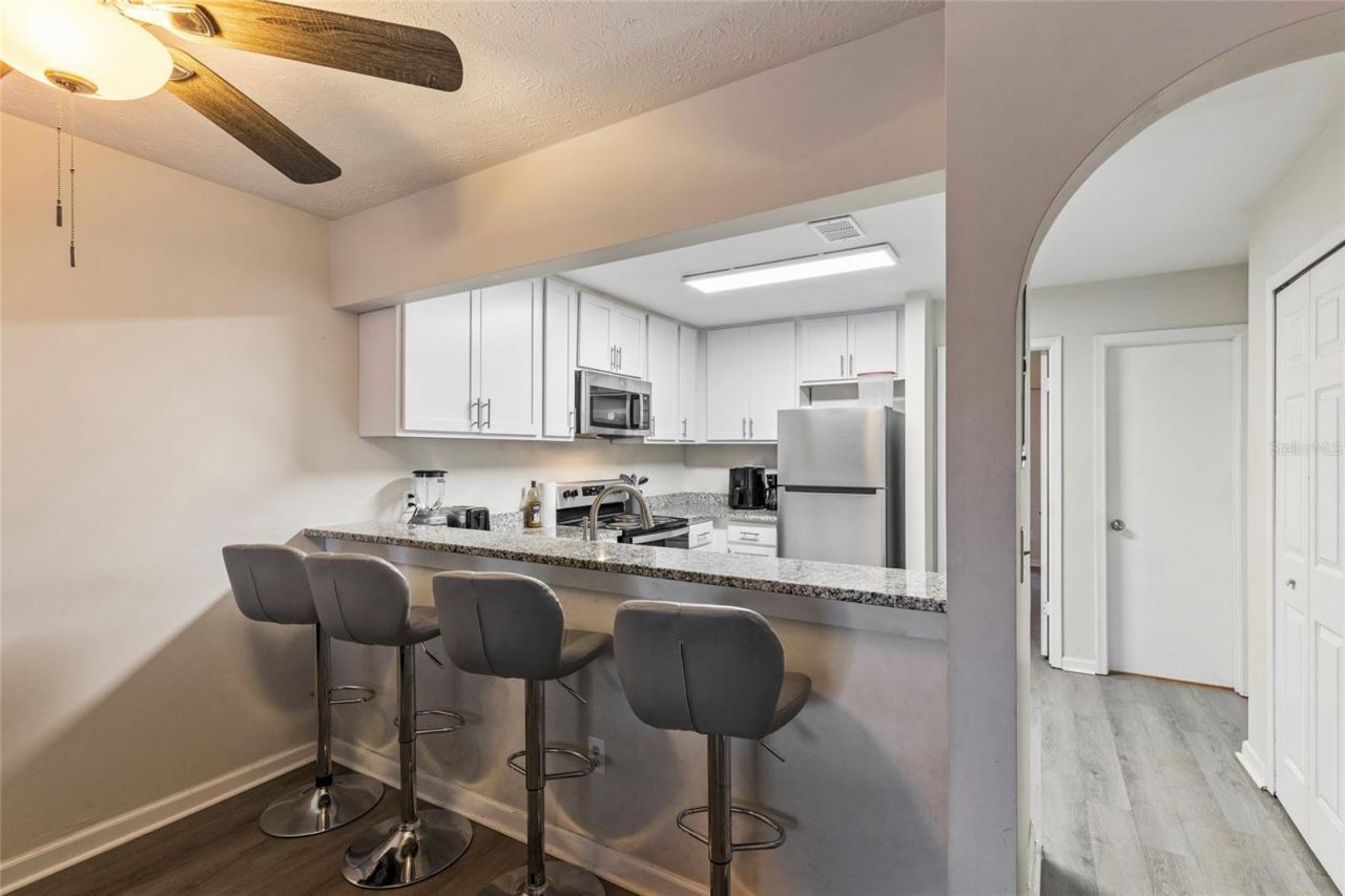 4955 Knightsbridge Circle N, Jacksonville, FL 32244 Photo