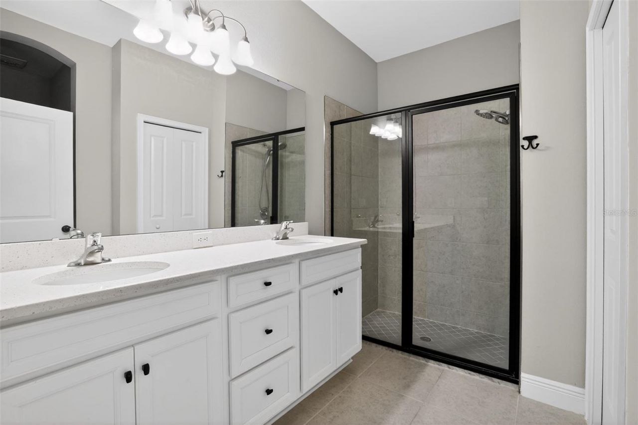 8131 Tea Olive Terrace, Palmetto, FL 34221 Photo