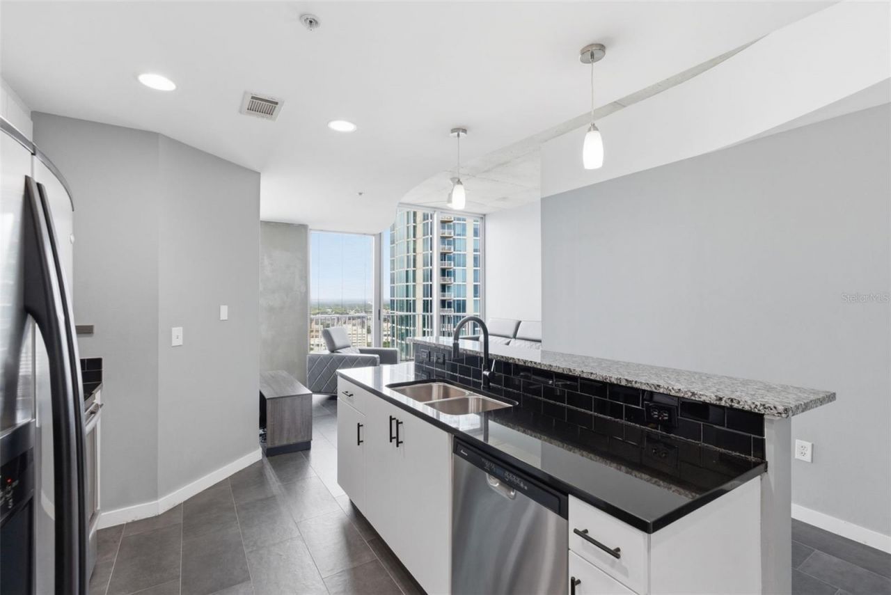 777 N Ashley Drive, Unit 2513, Tampa, FL 33602 Photo
