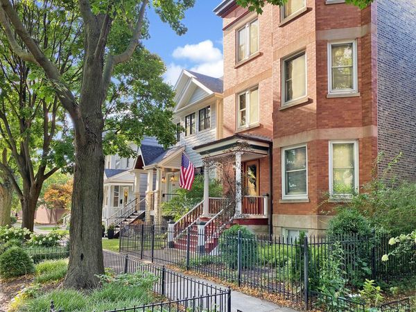 1934 W Grace Street , Unit 2, Chicago, IL 60613