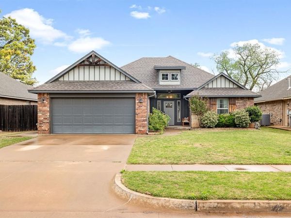 2212 Cale Cove, Yukon, OK 73099