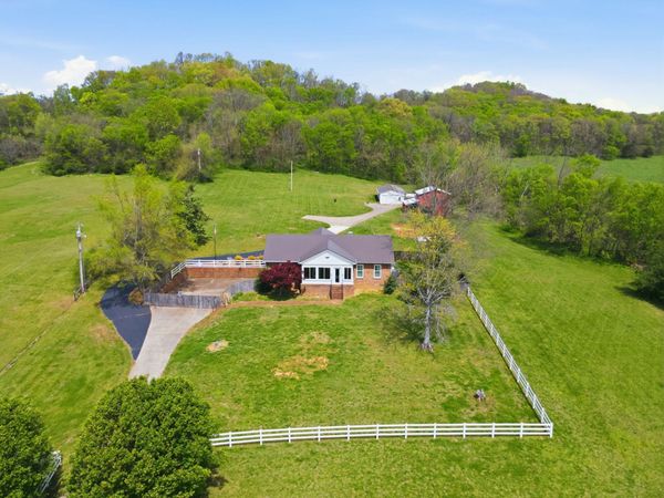 2149 Mooresville Pike , Culleoka, TN 38451