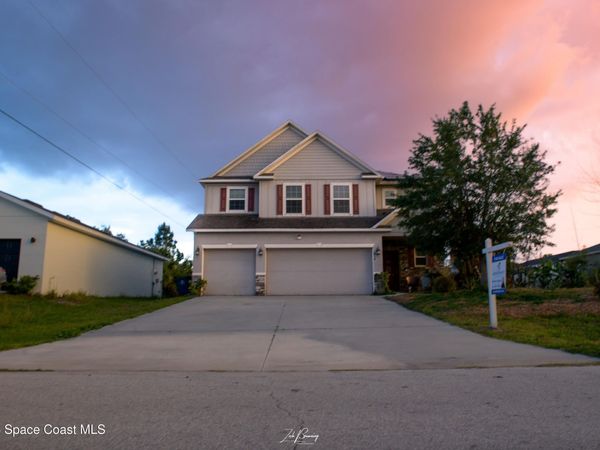 414 Hancock Street SW, Palm Bay, FL 32908