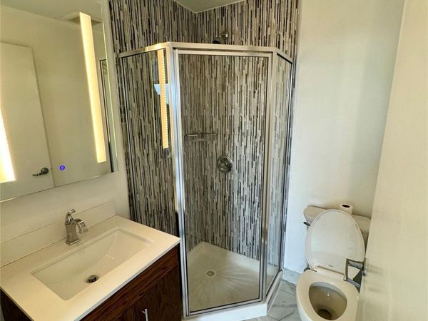 8403 Lander , Briarwood, NY 11435