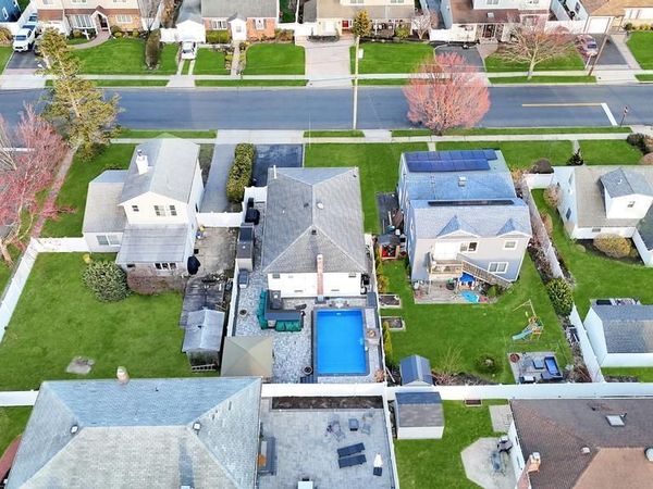 256 Division Avenue, Massapequa, NY 11758