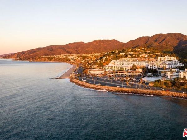 17328 Tramonto Drive, Unit 206, Pacific Palisades, CA 90272