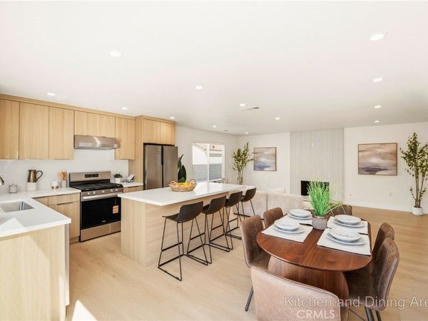 5010 W Maurie Avenue, Santa Ana, CA 92703