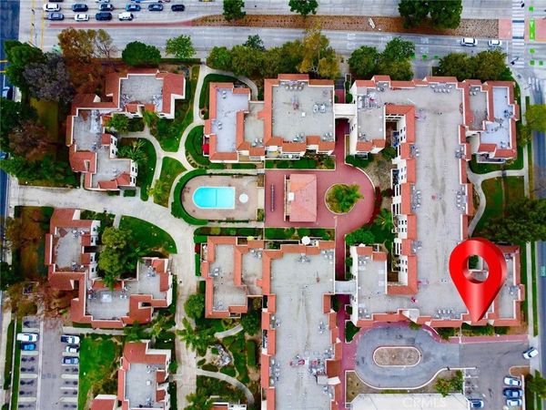 700 W 3rd Street, Unit A104, Santa Ana, CA 92701