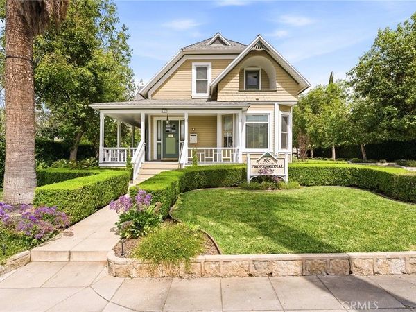 537 Cajon Street, Redlands, CA 92373