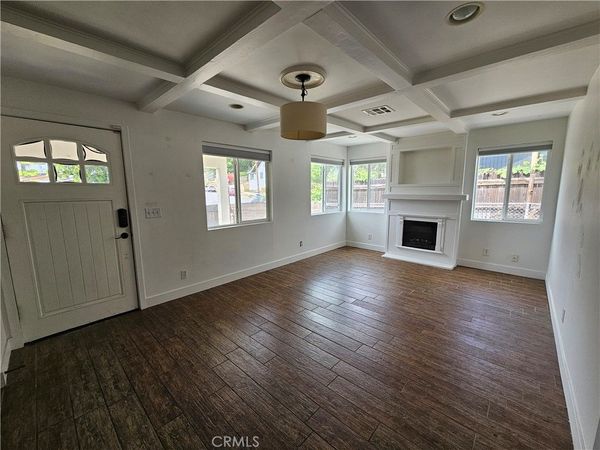 3844 Portola, Los Angeles, CA 90032