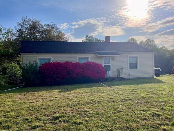 1033 NC 16 Highway N, Taylorsville, NC 28681