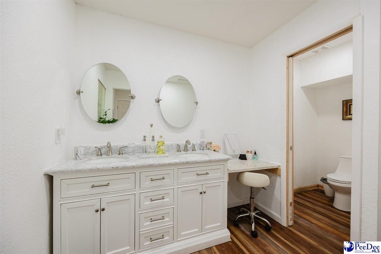 1774 Williamsburg Circle Photo 14