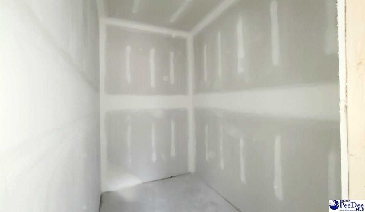 1018 Wessex Photo 16