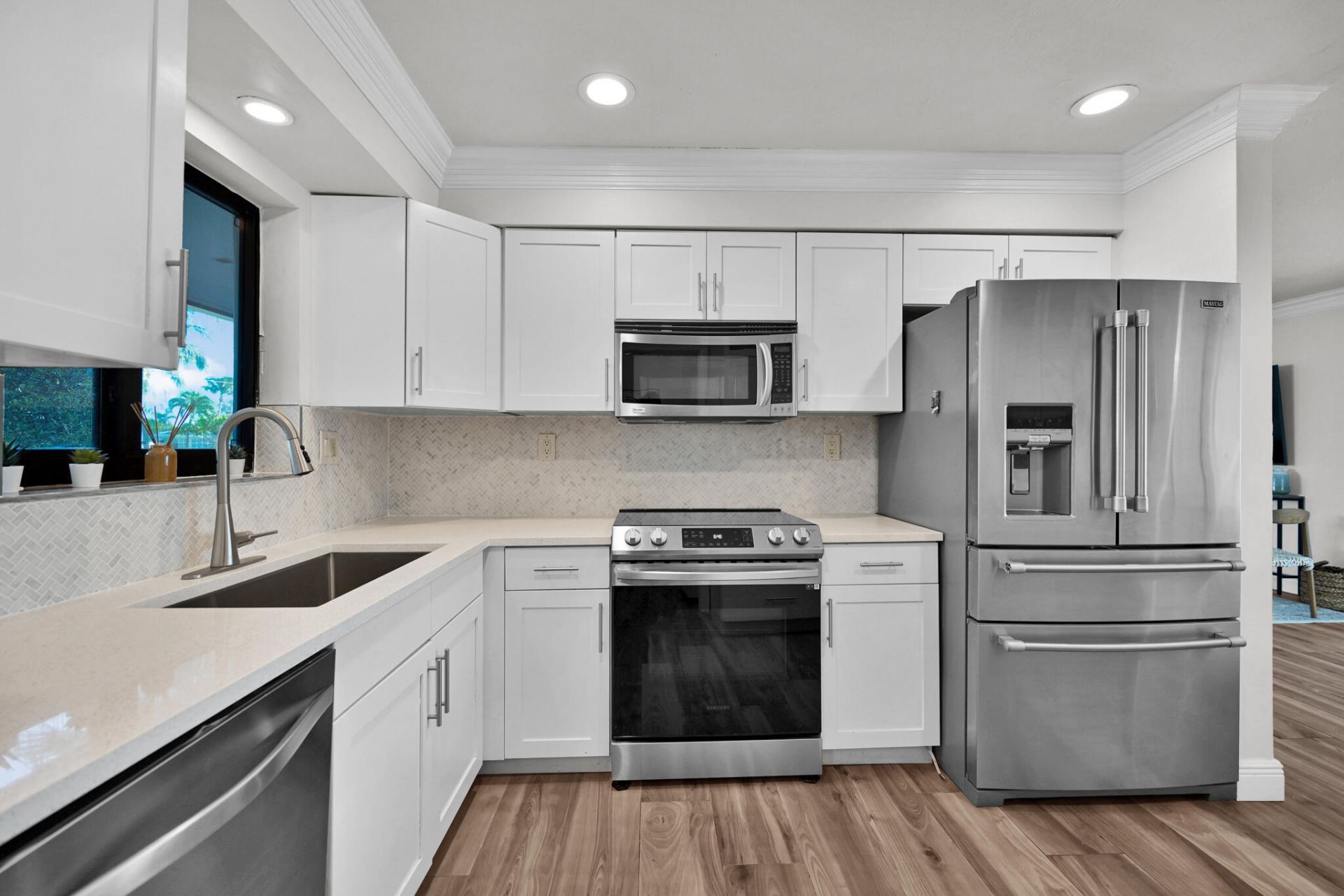908 SE 16th Street, Deerfield Beach, FL 33441 Photo