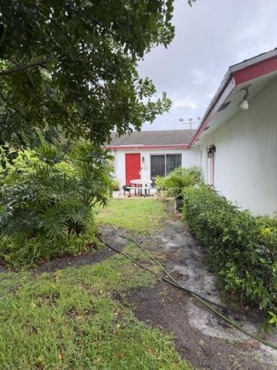 1556 W 35th Street, Riviera Beach, FL 33404 Photo