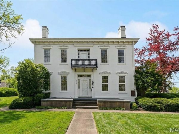 918 Belleville Street , Lebanon, IL 62254