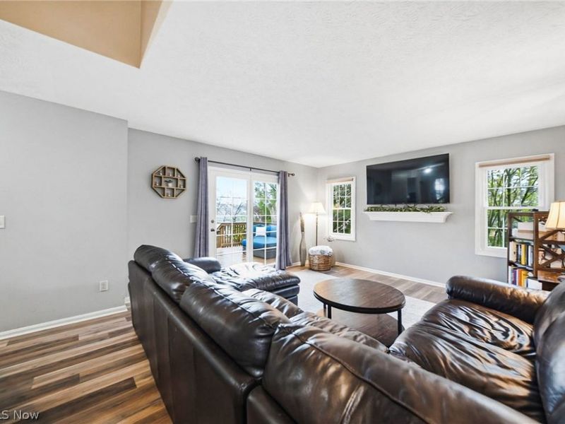 1960 Deerhaven Lane, Broadview Heights, OH 44147 Photo 12