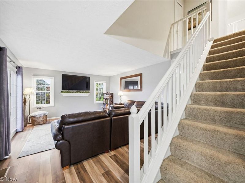 1960 Deerhaven Lane, Broadview Heights, OH 44147 Photo 4