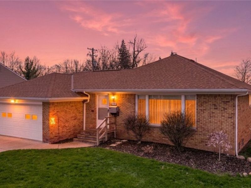 1730 Alcester Road, Mayfield Heights, OH 44124 Photo 1