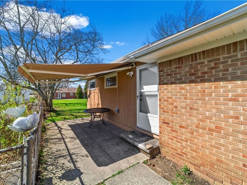 1730 Alcester Road, Mayfield Heights, OH 44124 Photo 27